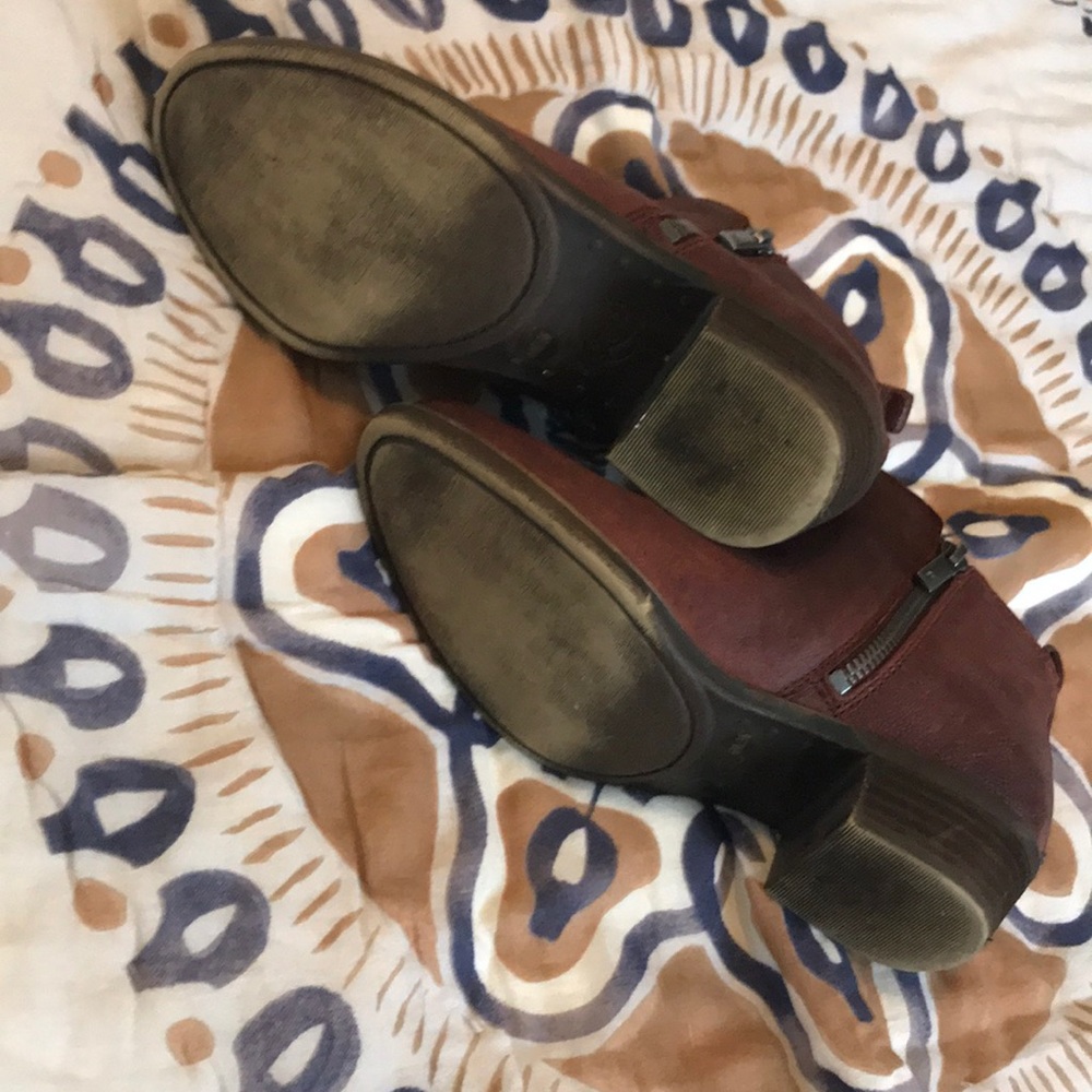 L U C K Y B R A N D Zip Ankle Booties - image 7